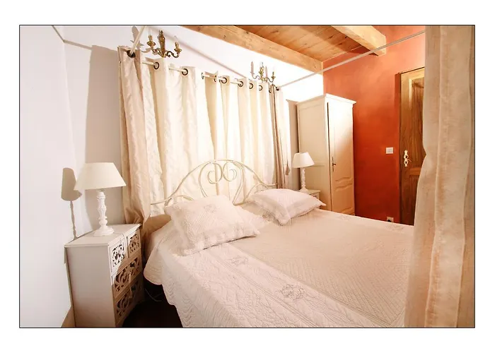 ベッド・アンド・ブレックファスト Chateau De Mauras