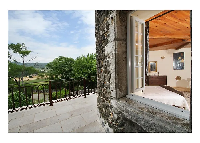 ベッド・アンド・ブレックファスト Chateau De Mauras Chomérac