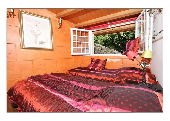 Chateau De Mauras 4*
