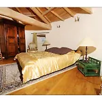 ベッド・アンド・ブレックファスト Chateau De Mauras 4*
