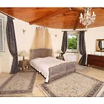 Chateau De Mauras ベッド・アンド・ブレックファスト