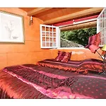 Chateau De Mauras 4*