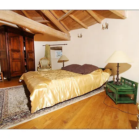 Bed & Breakfast Chateau De Mauras *