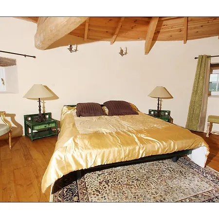 Bed & Breakfast Chateau De Mauras